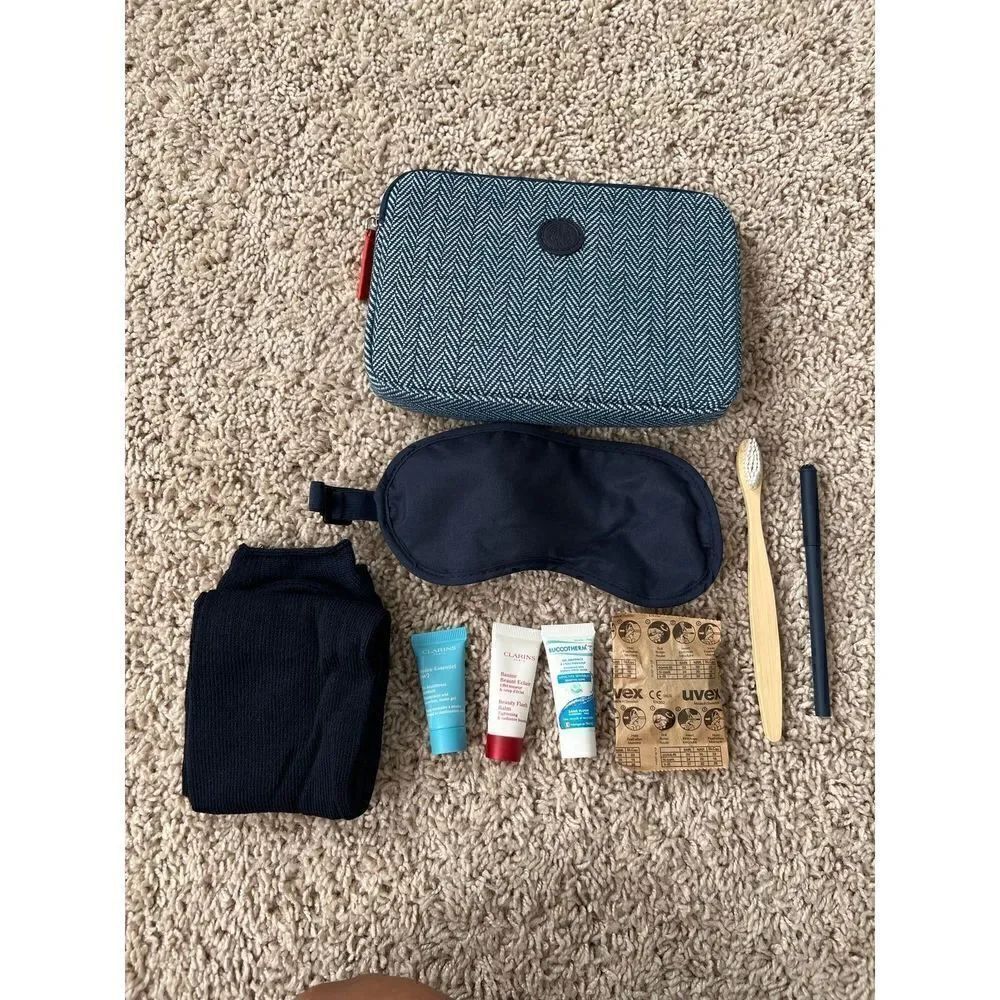 NWT Air France Toiletry Cosmetic Bag Pouch